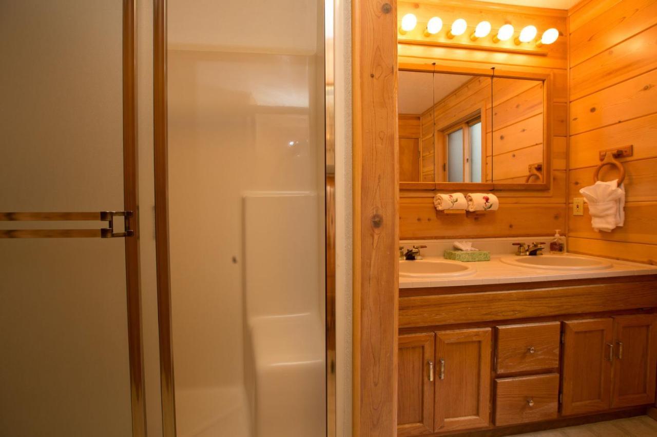 Mirror Pond Bungalow Bend Bagian luar foto